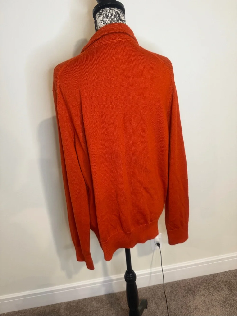 Banana Republic Men’s Orange Wool Henley Sweater size LARGE